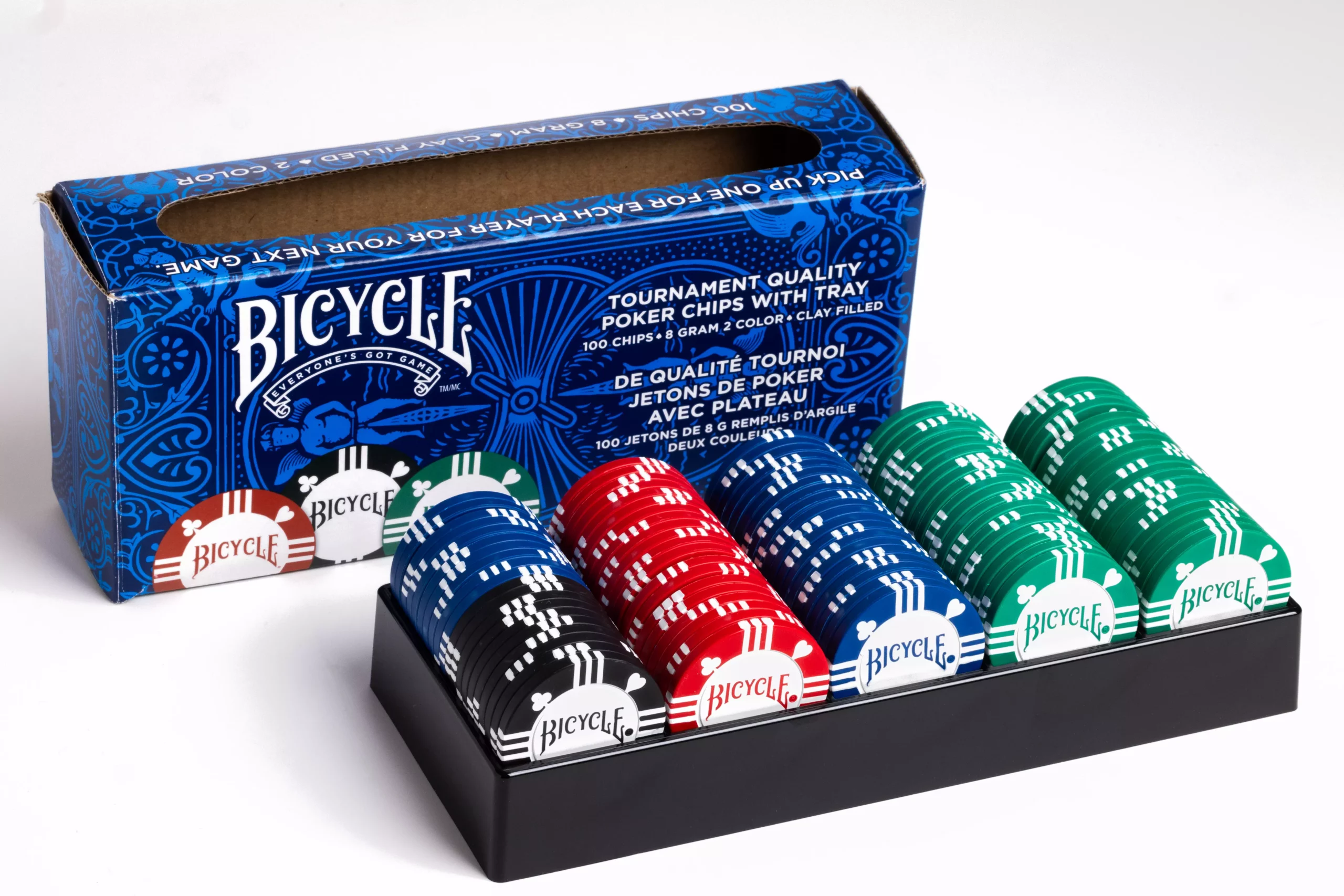 Eine Bicycle originals Poker Chips Schachtel steht mit sichtbarer Forderseite und ausgepackten Poker Chips vor einem weißem Hintergrund.