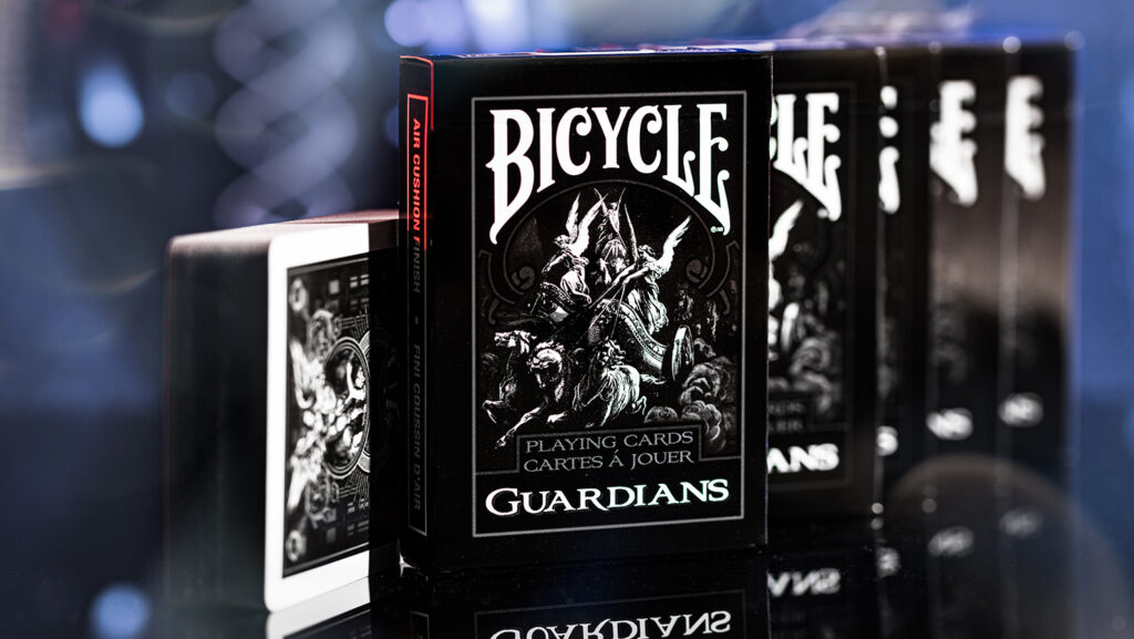Mystisches Kartendeck Guardians für Fantasy-, Fabelwesen- und Drachen-Fans von Bicycle Spielkarten